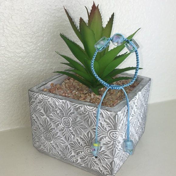 Handmade Chinese Knotting Bracelet W/ Glass Beads - Picture 6 of 8